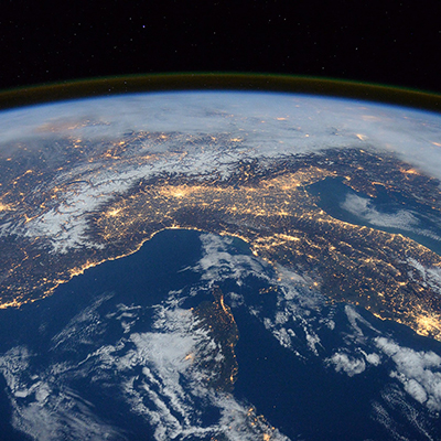 Alumni international communities