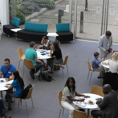 2016 05 Photoshop atriumgroup grey teaser 01