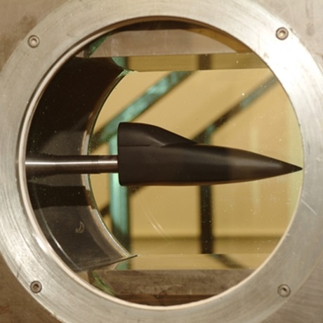 Supersonic wind tunnel