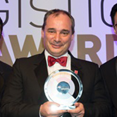 Richard Wilding receives Logistics100 award