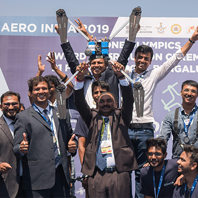 Team Drovengers winning INDrone