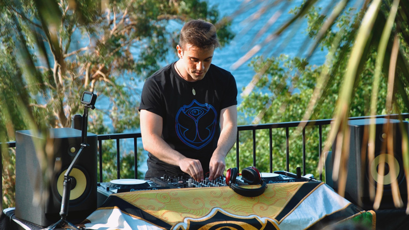 DJ with decks