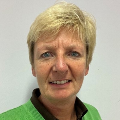 Liz Nelson